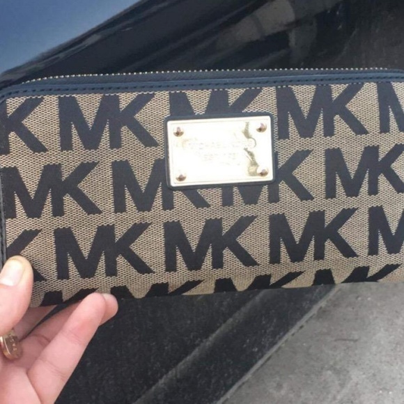 Purse and matching wallet - Picture 2 of 8